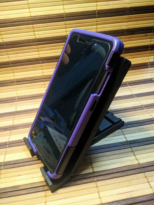 Подставка для телефона / планшета