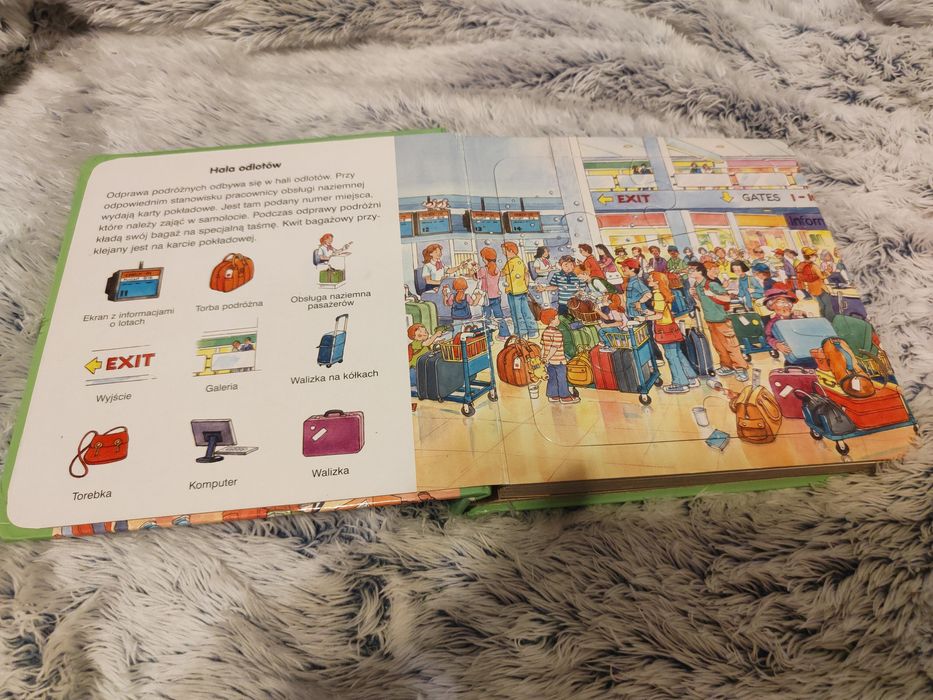 Książeczka z puzzlami podróż samolotem