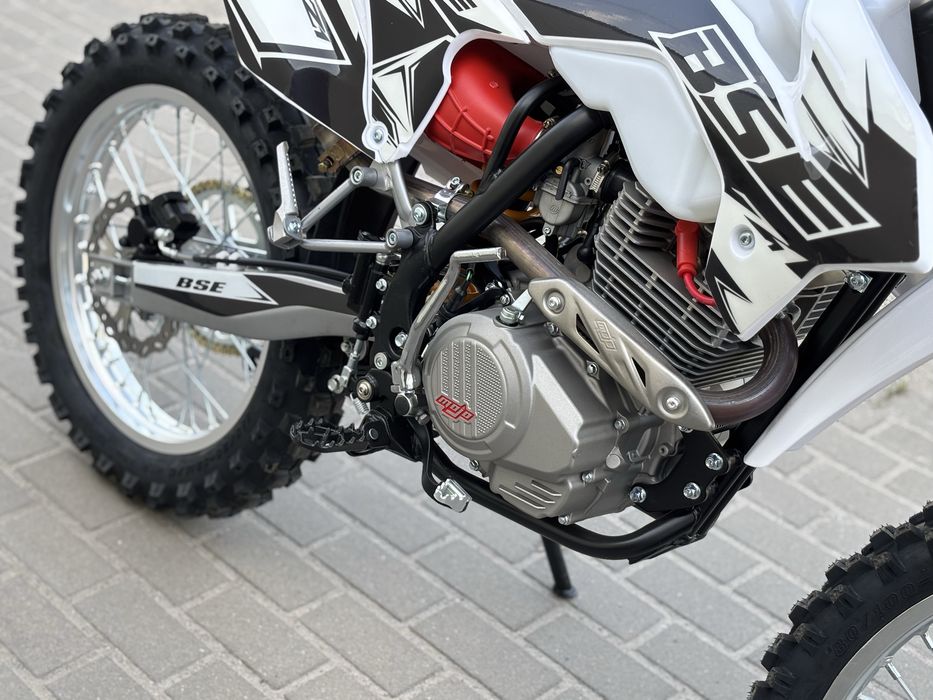 BSE 250 S2 2026модельний рік