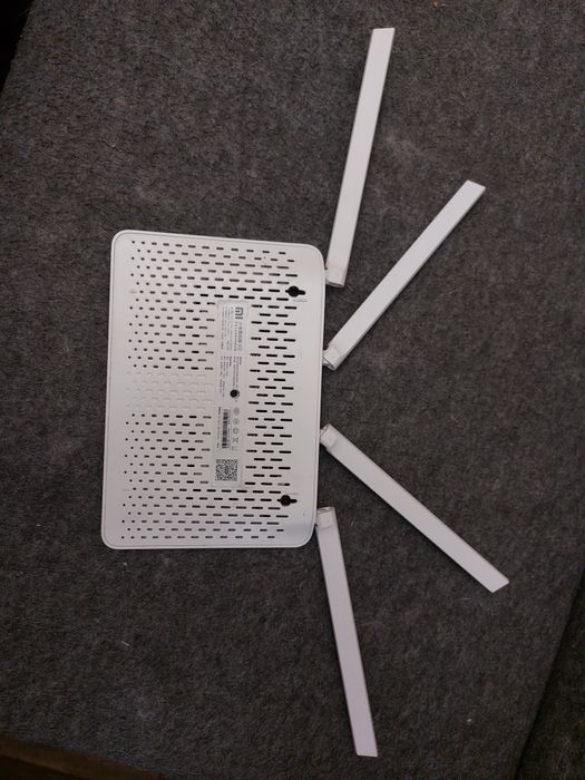 Роутер Xiaomi Mi WiFi Router 3G з прошивкою Padavan.