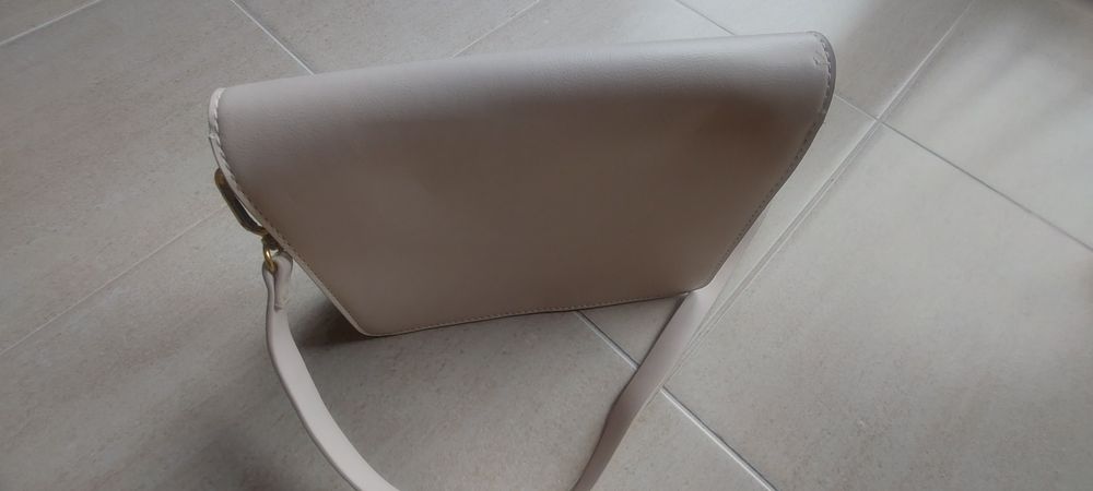 Mala tiracolo Vilanova