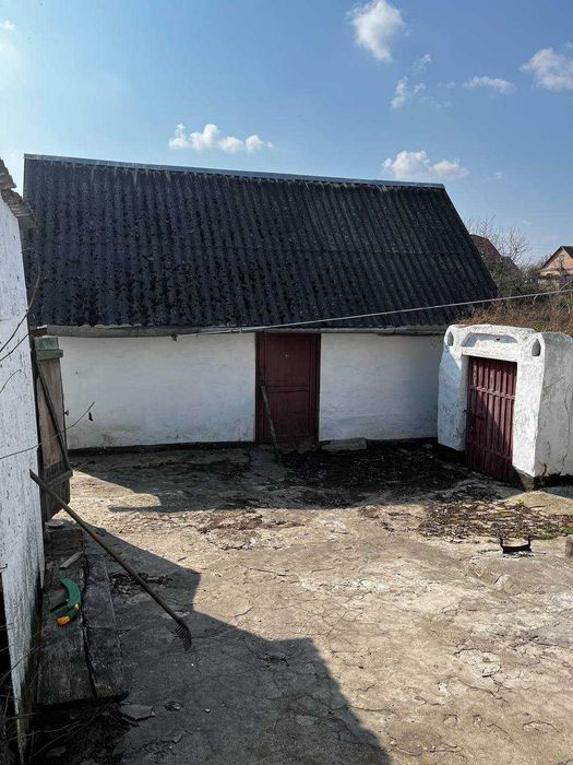 Будинок цегляний газифікований в селі Бабин , 20 км     28 000