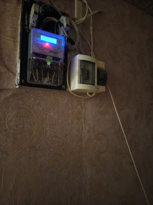 Продам 2ух комн.гостинку