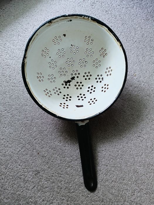 Чашка металлическая, друшлаг,ваза конфетница, фруктница СССР