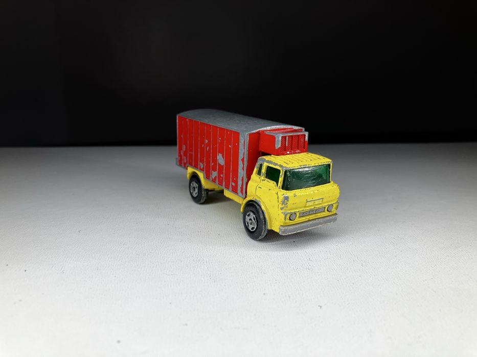 No 44 - Refrigerator Truck - Matchbox Lesney.