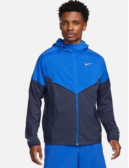 Nike Blue Light Windrunner Running Jacket