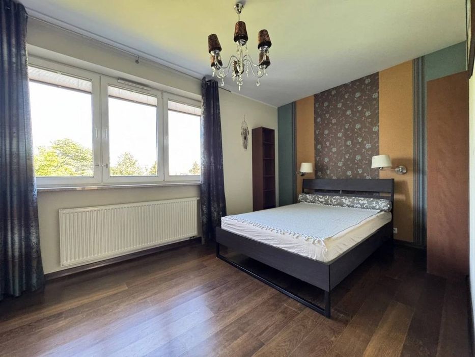 Продається квартира у Варшаві