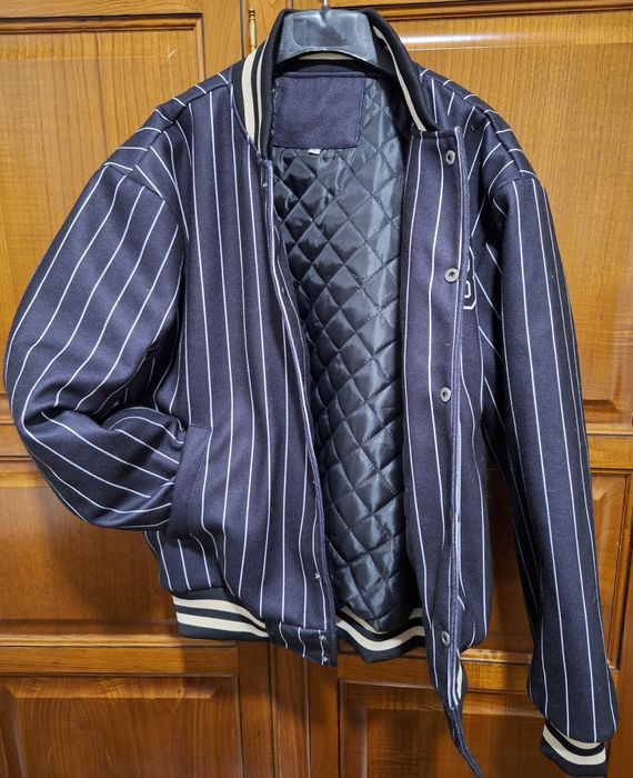 Casaco Listrado Azul escuro