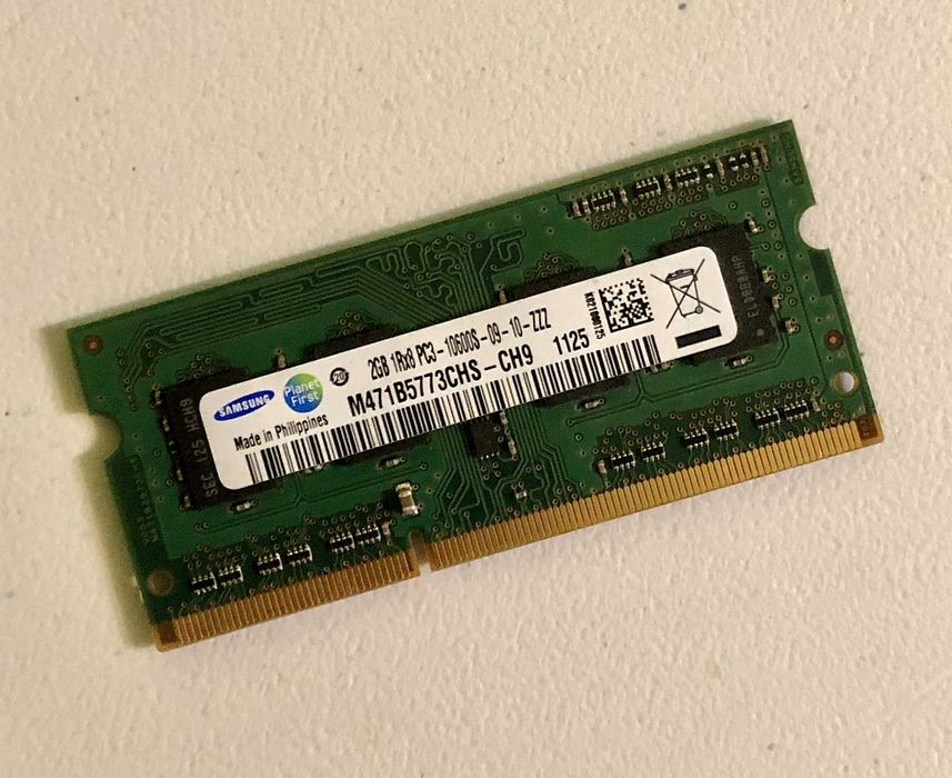 Memória para portátil 2GB Samsung 1Rx8 PC3-10600S