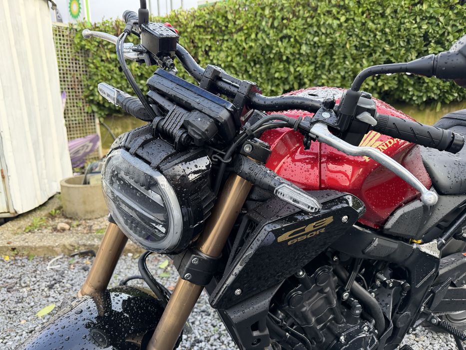 Honda CB650R 70Kw | 10/2021 | 1.500Km