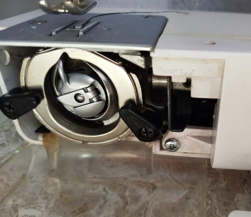 Швейная машинка,продам