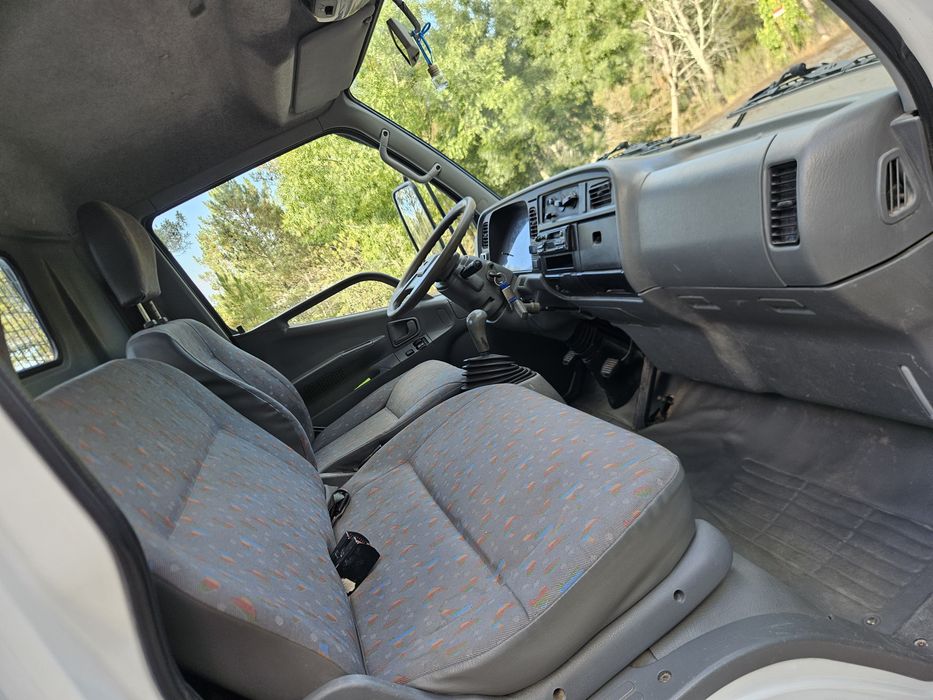 Mitsubishi canter 97 000 kms reais