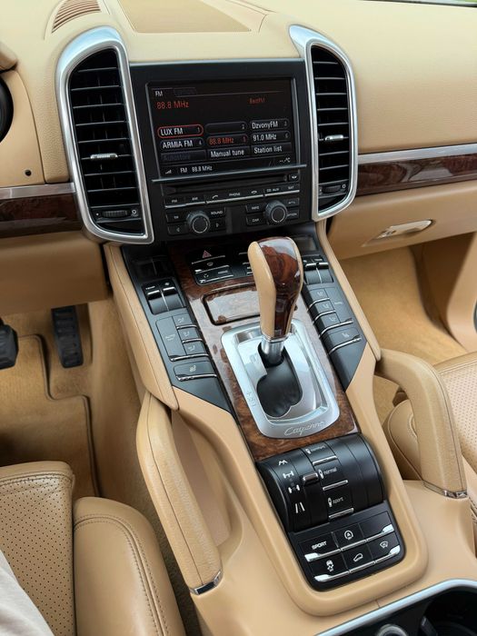 Продам Porsche Cayenne 958 | 3.6 бензин | Без пневмопідвіски
