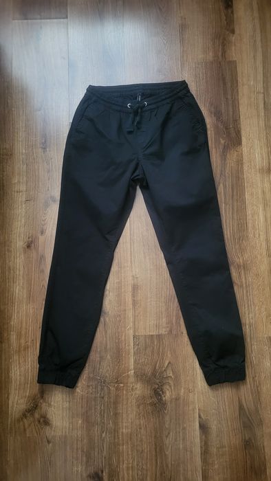 Joggery damskie Medicine