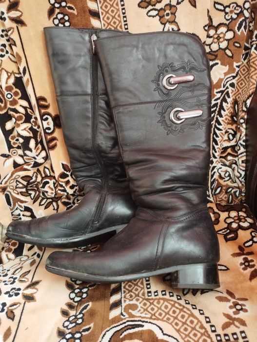 Сапожки жіночі 39