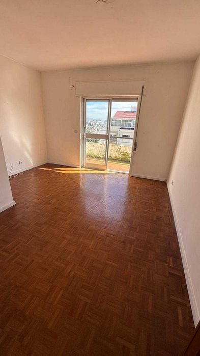 Apartamento T4 Duplex | Excelente oportunidade em Santa Marinha