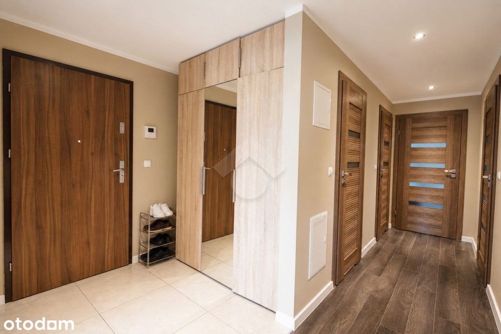 77 m² z widokiem na zieleń | Garaż | 2018 | Kurdwanów