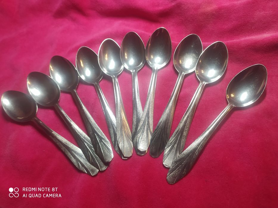 Ножи, вилки, ложки