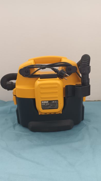 Пилосос  акумуляторно - мережевий  Dewalt DC500