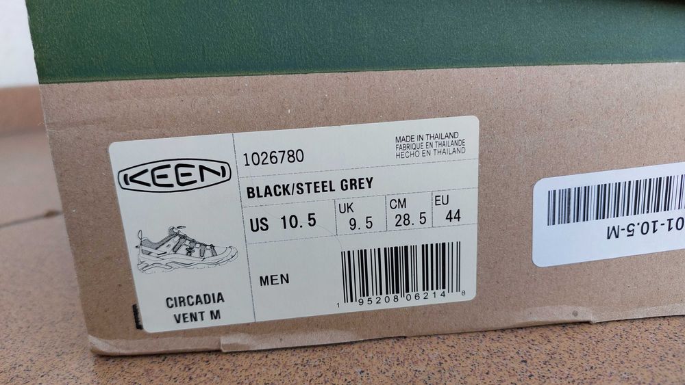 Кроссовки ботинки зимние Keen. Оригинал.