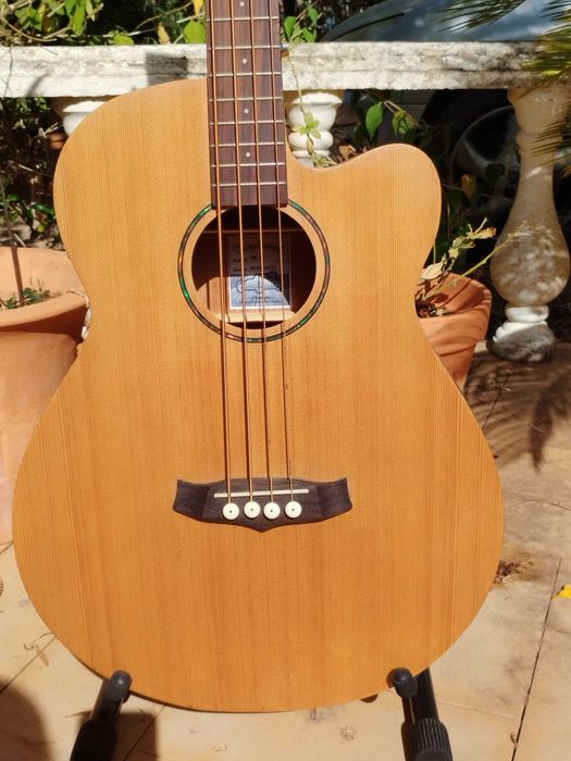 TANGLEWOOD TWR-AB Acoustic Electric Bass Guitar / Guitarra Baixo