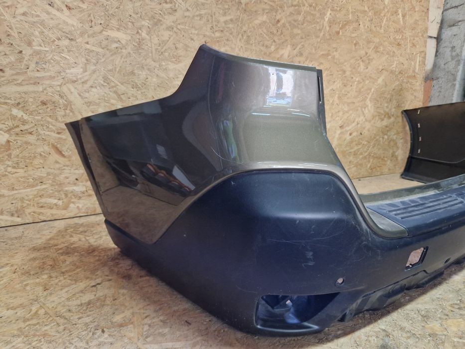 Subaru Outback zderzak tylny tył PDC  57704AN320