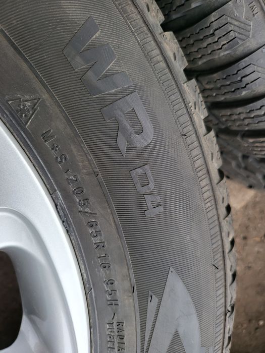 Koła zimowe 205/65/16 Toyota Yaris Cross 5x114,3 ET45 8,5mm-8mm