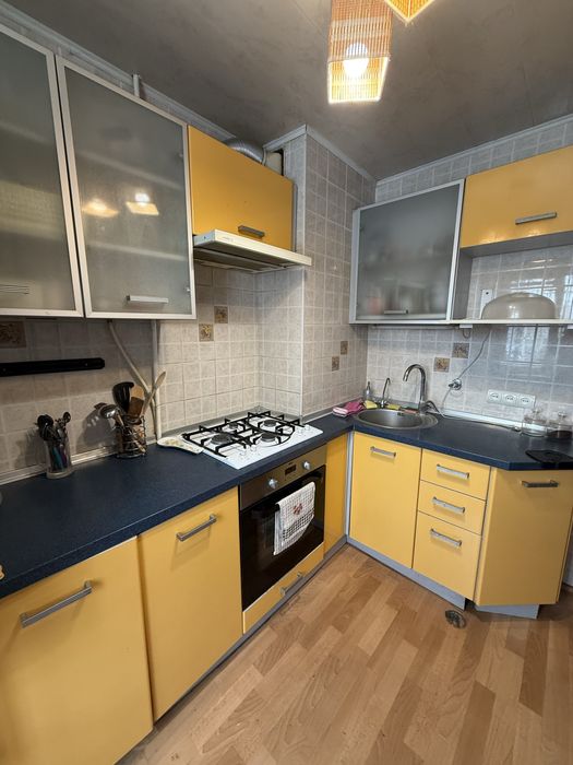 Продається 3к квартира (Б-р Краматорський, 31)