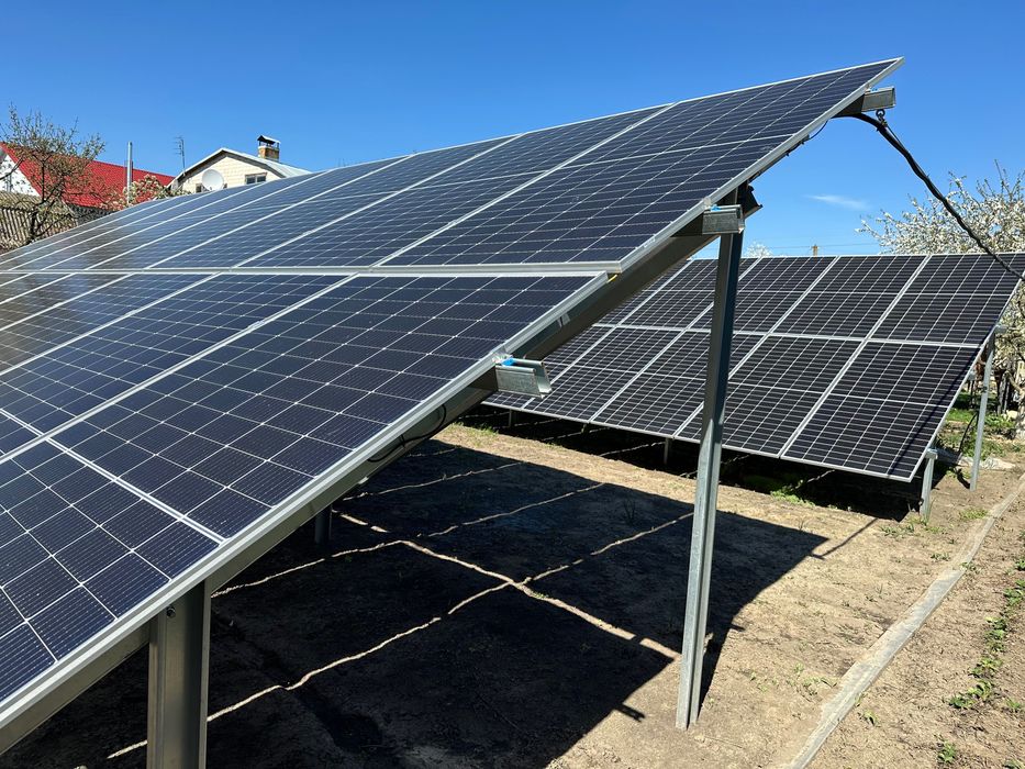 Компанія шукає бригади для робіт на сонячних електростанціях