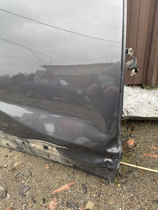 Двері Субару форестер SK