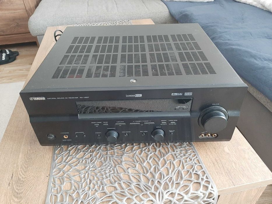 Amplituner Kina Domowego YAMAHA RX-V557 6.1 DTS-ES Dolby EX 2005r