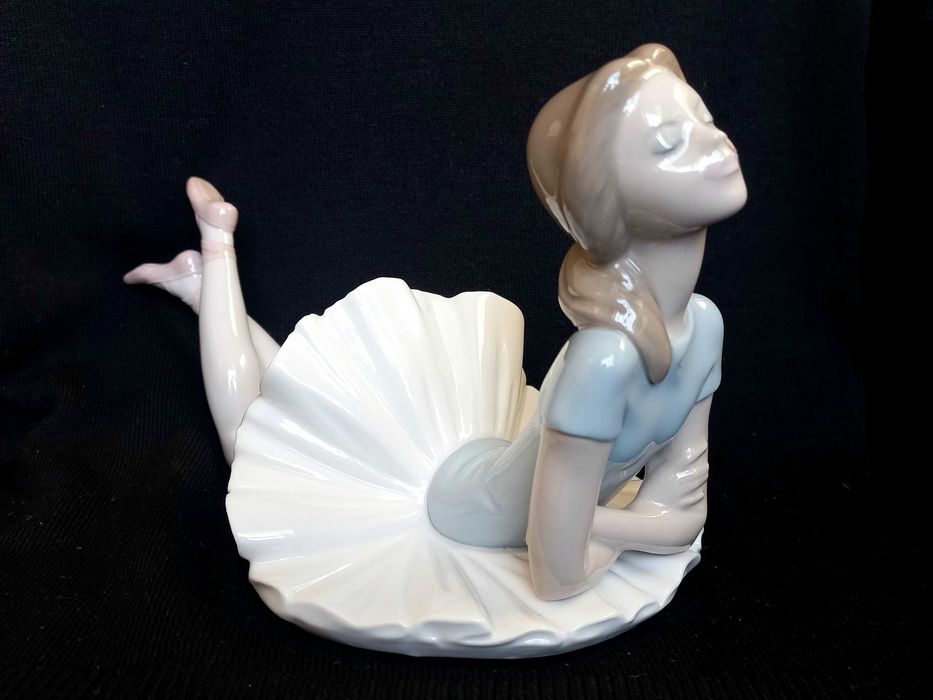 Балерина Лладро, идеальное состояние.