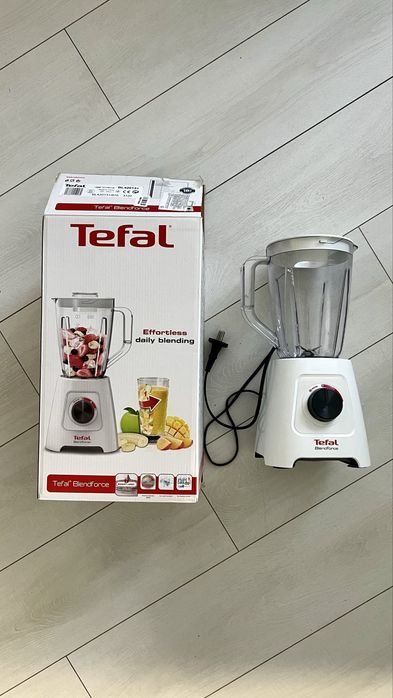 Блендер (стакан) Tefal Bledforce 600W