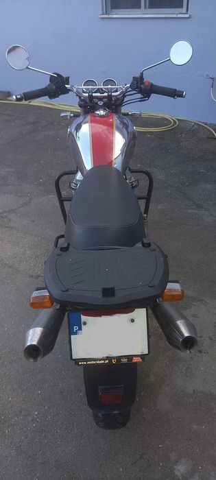 Royal Enfield Interceptor 650