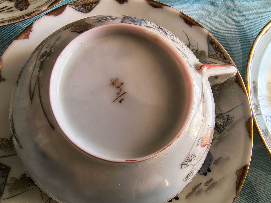 Chávena de chá + 4 pires louça Japonesa delicada