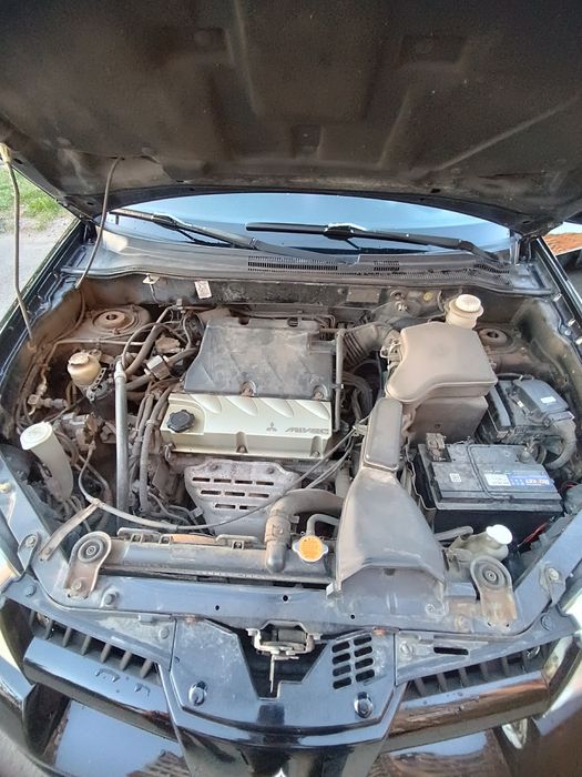 продам авто mitsubishi outlander 1