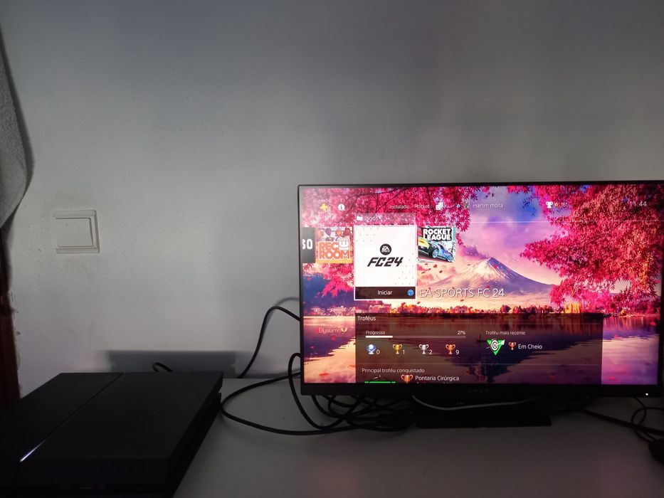 Ps4 Fat 500gb com 2 jogos