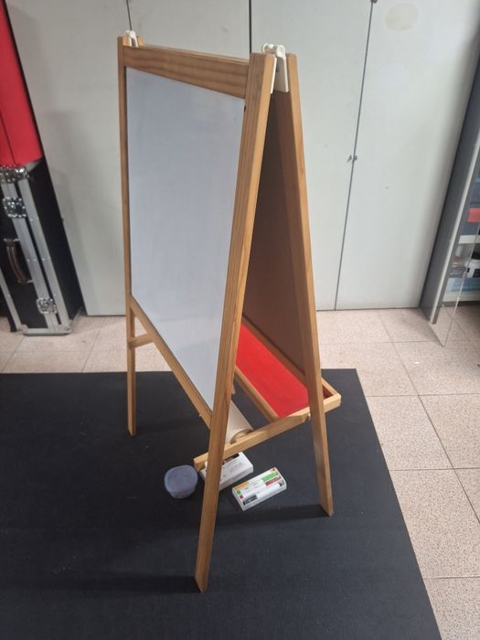 Quadro de giz e caneta