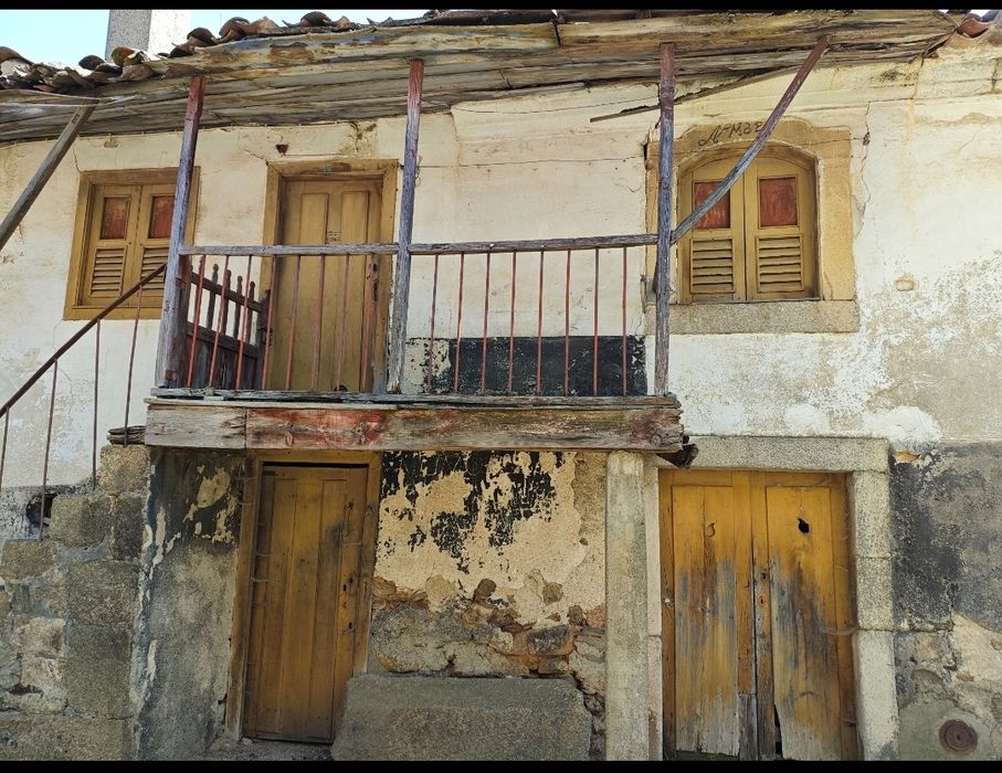 Casa de pedra em Bornes