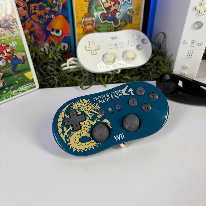 Геймпад Дротовий Nintendo Wii RVL-005 Classic Controller Monster Hunter G Limited Edition Б/У Контролер Нінтендо Віі Монстер Хантер асортимент