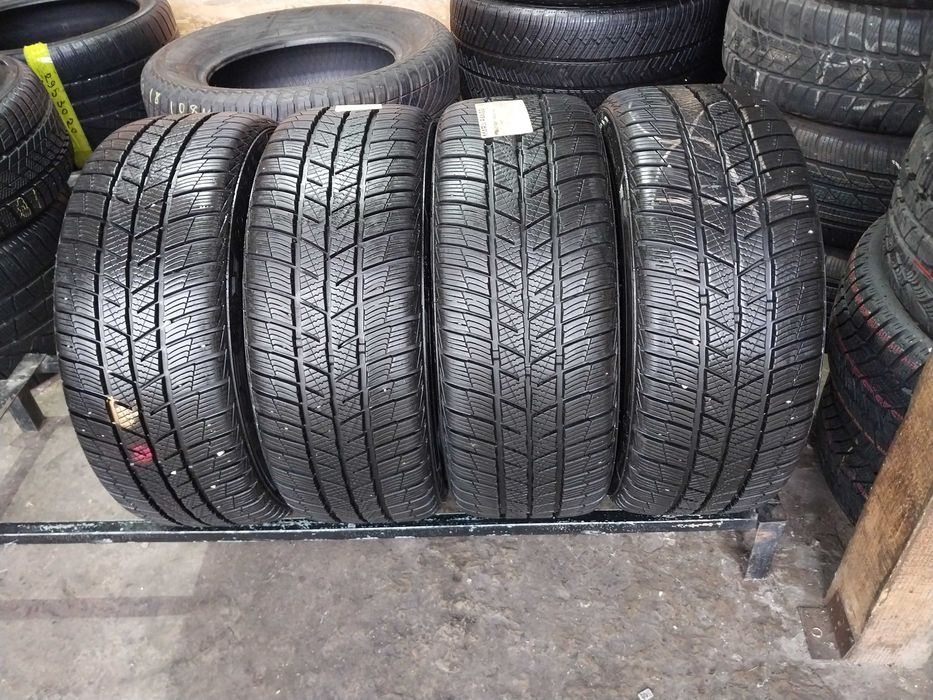 R 16 Audi  Volkswagen  5*100 7 j ET 31 Dia 57.1 + 215 45 16 Barum.