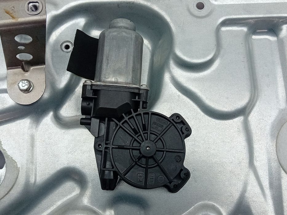 Elevador vidros frente direito NISSAN Qashqai/Qashqai+2 I (J10, JJ10)