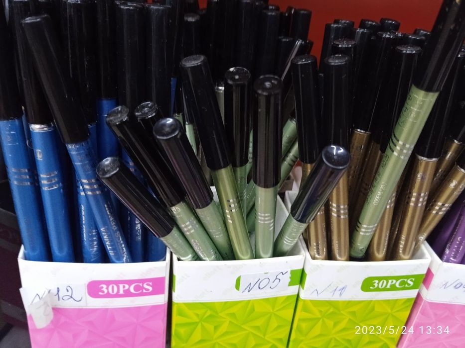 Олівці для  очей