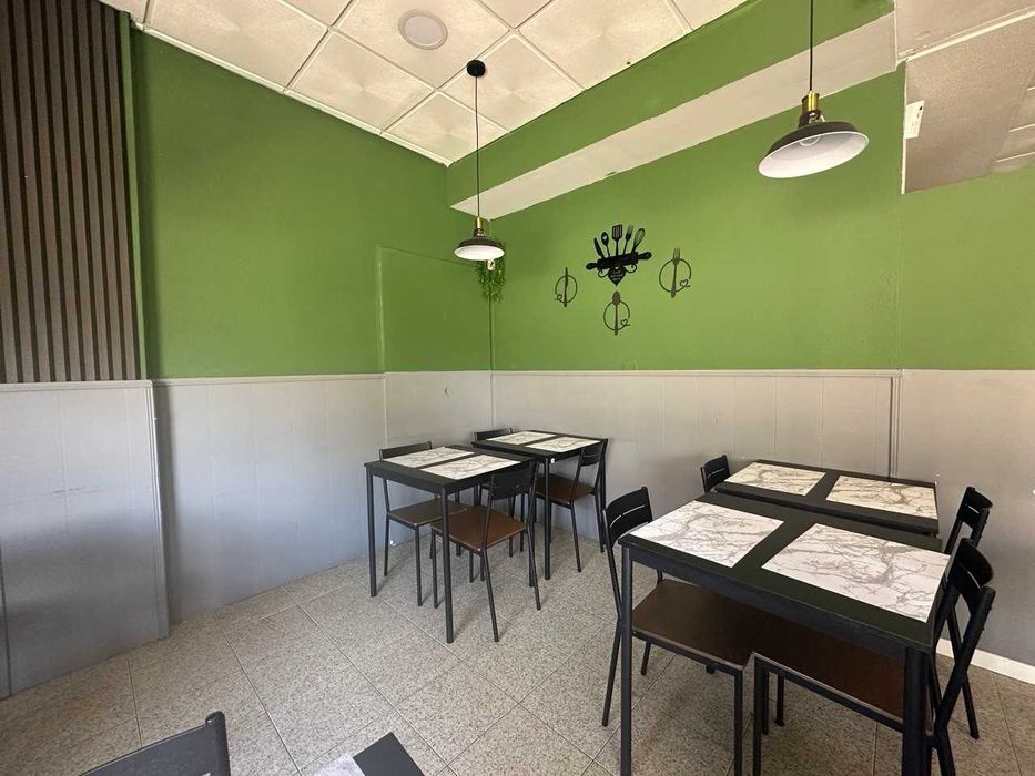 Trespasse de Café/Restaurante com arrendamento de imóvel no Casal do Marco/Paio Pires