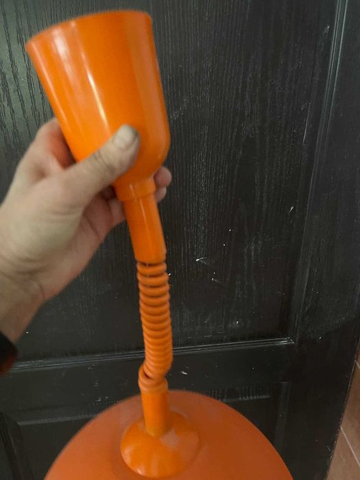 lampa sufitowa z regulacją wysokości