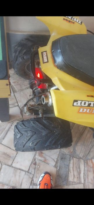 Moto de quatro rodas