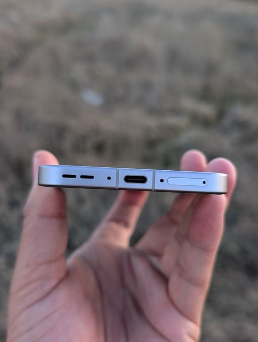 Oppo find x9 (12/256 Global 2 физ сим+есим Камерафон