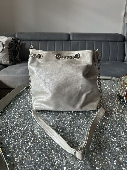 Torebka worek Laura Biaggi