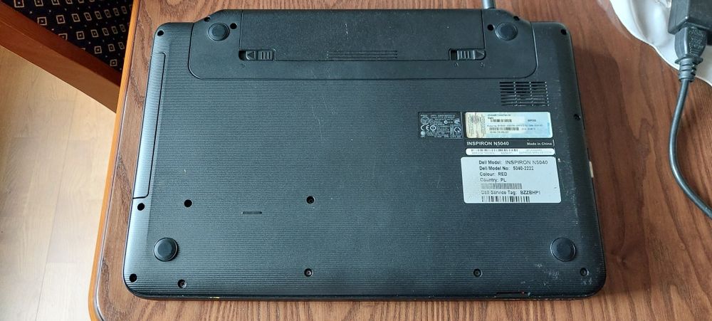 Laptop dell Inspiron czerwony Windows 10 aktualizacja  30 maj 2026r