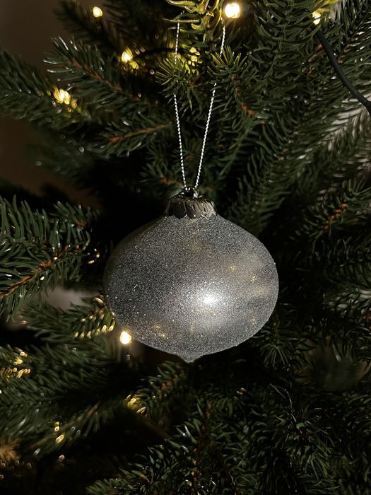 Новорічні іграшки